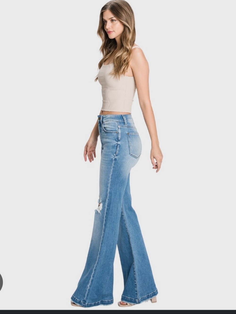 Petra 153 NWT DISTRESSED SUPER HIGH RISE 70'S INSPIRED FLARE JEANS Sz 9 28 - Picture 3 of 10